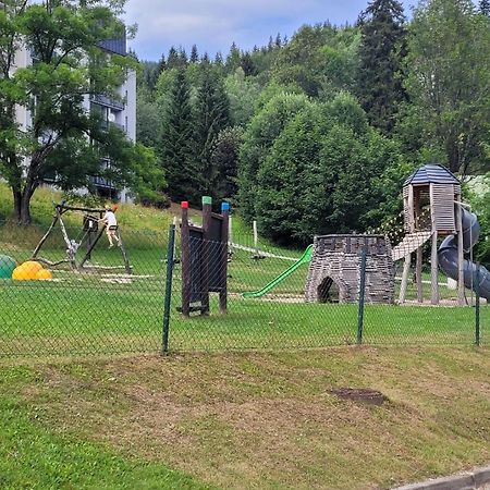 Triluzkovy Pokoj Pension Kubu Špindlerŭv Mlýn Luaran gambar